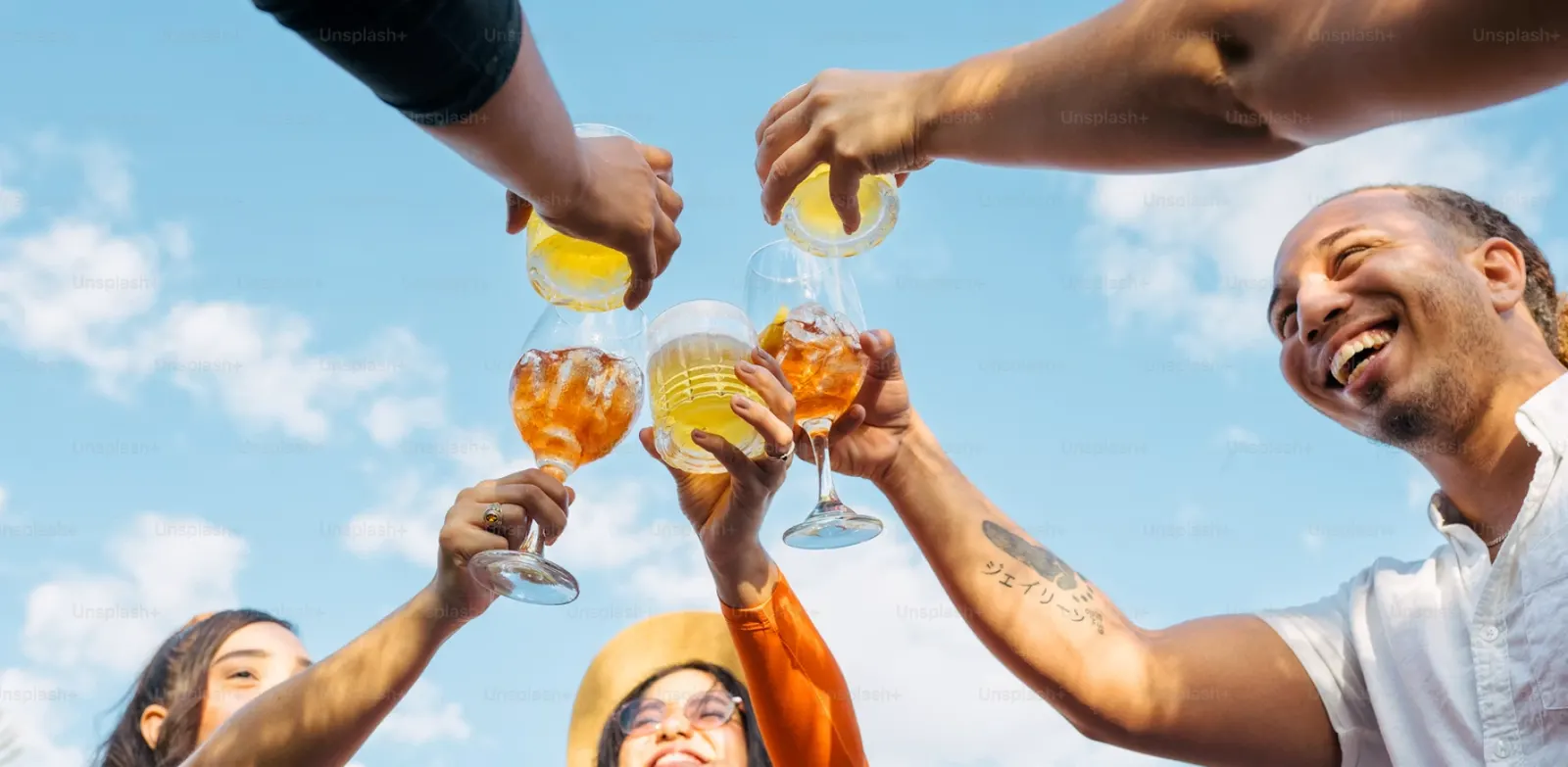 [Bar] [Free on Tuesday] Singles Socials Card & Drinks (1.5–2 hrs) 2-6 Pax