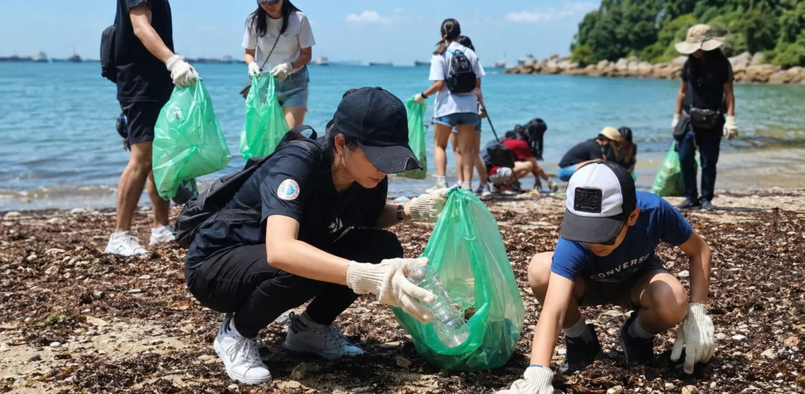 Brush Up the Beach - A Beach clean-up + Recycle Art Experience