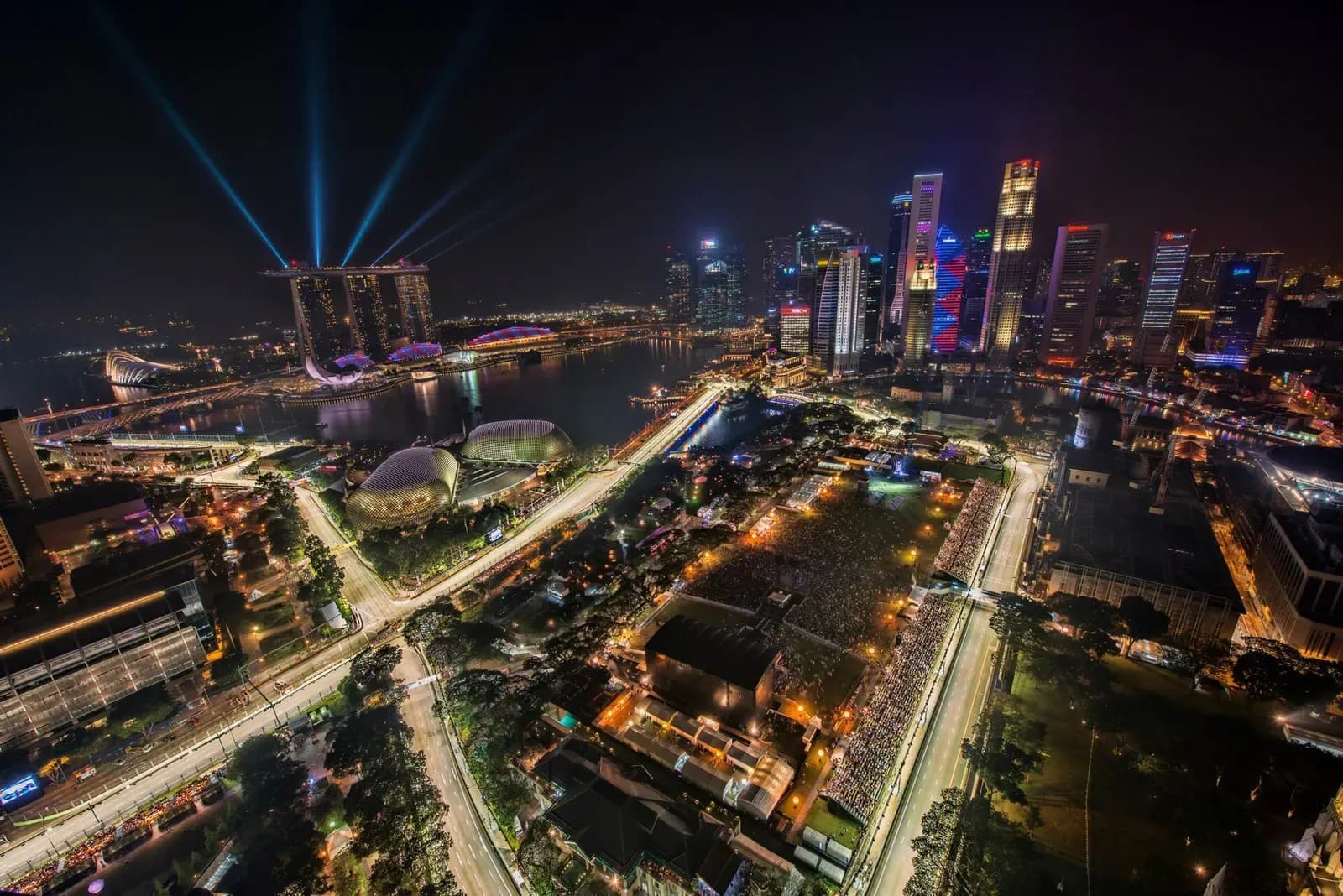 Grand Prix™ Season Singapore — Singapore Grand Prix night race Marina Bay